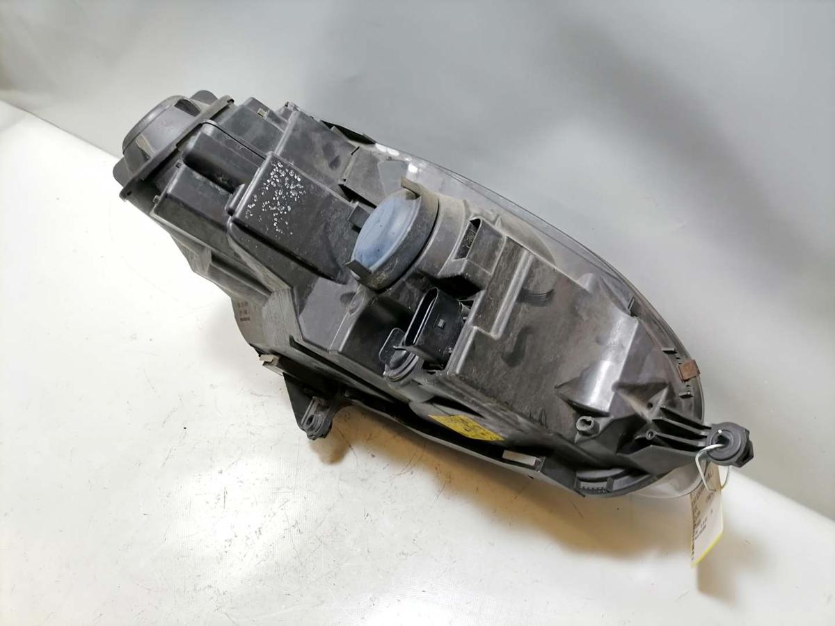 VW Golf V original Scheinwerfer vorn links Halogen Bj.2004